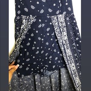 I’m selling a romper.